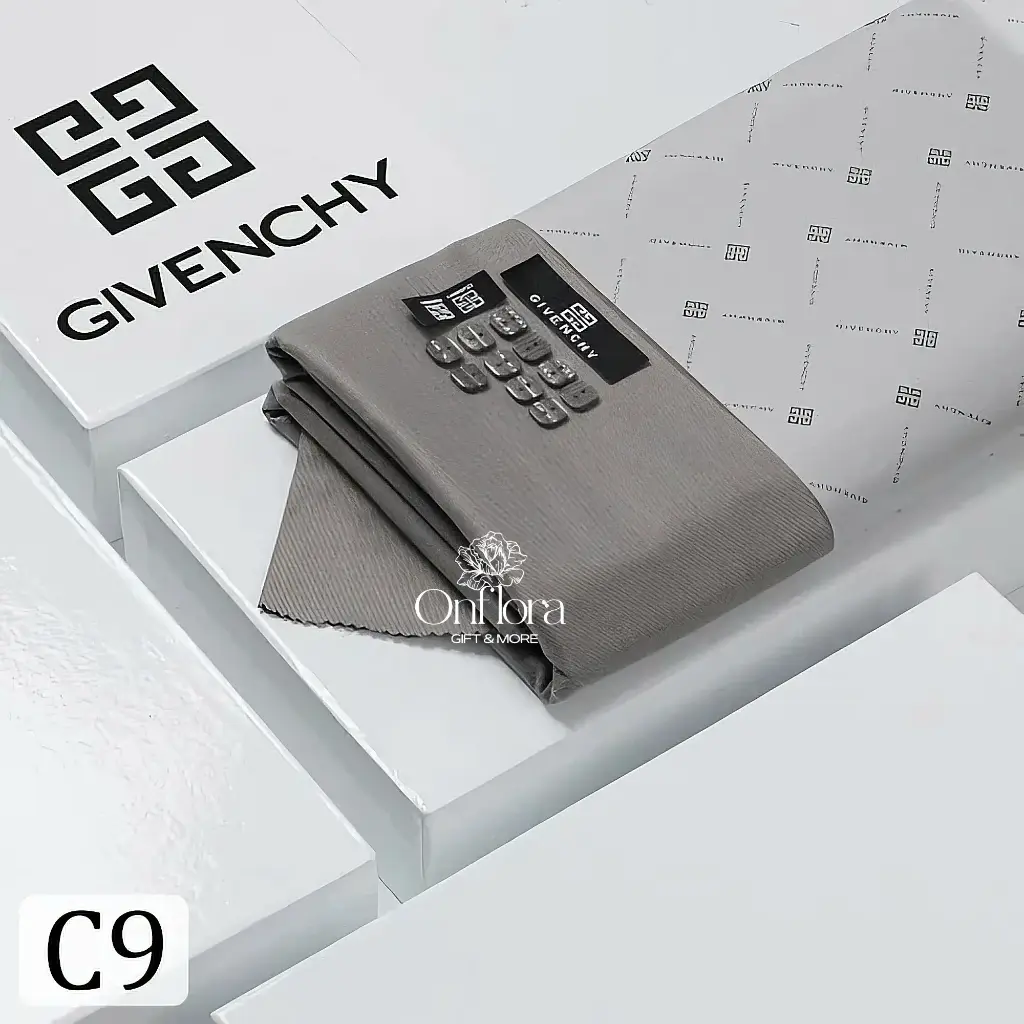 قماش جيفنشي 2026  شتوي لون رصاصي سلفر (بدون تنسيق)