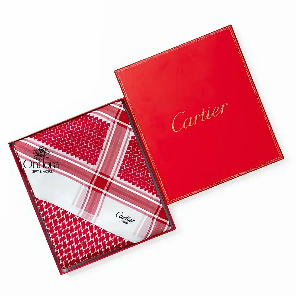 شماغ كارتير اصدار 2025  من كارتير والاكثر مبيعأ من اشمغة 2025 (بدون تنسيق)