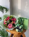 تنسيق باقه فقط بدون هدايا جانبيه ❕️
(بإمكانك تعديل خصائص الهديه المعروضه و أضافة الهدايا الجانبيه ان أردت ✅️ )*