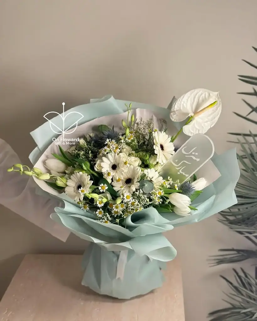 تنسيق باقه فقط بدون هدايا جانبيه ❕️
(بإمكانك تعديل خصائص الهديه المعروضه و أضافة الهدايا الجانبيه ان أردت ✅️ )*