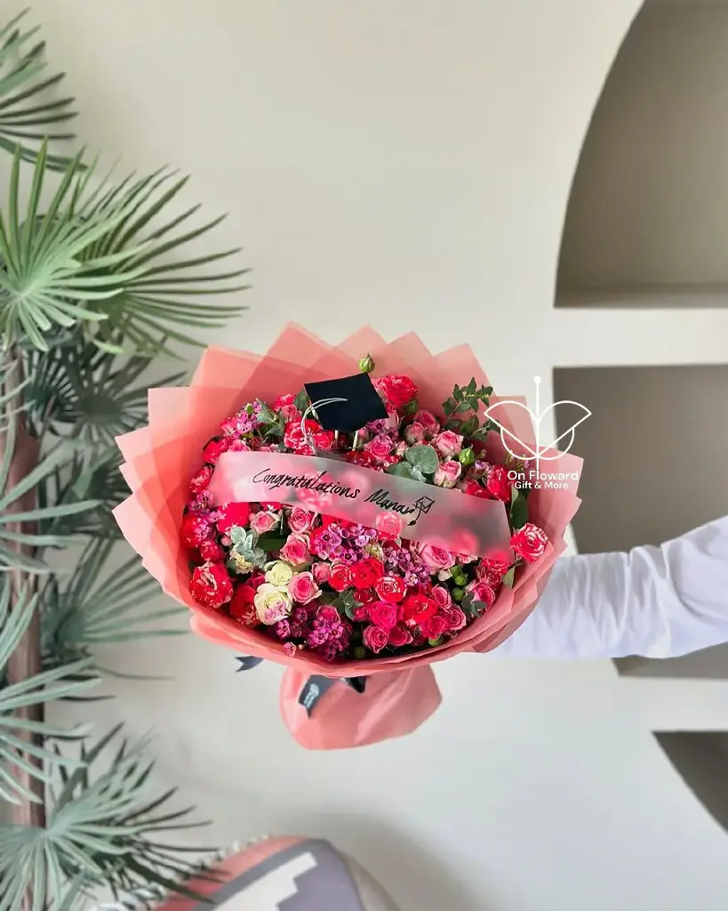 تنسيق باقه فقط بدون هدايا جانبيه ❕️
(بإمكانك تعديل خصائص الهديه المعروضه و أضافة الهدايا الجانبيه ان أردت ✅️ )*