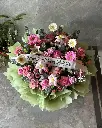تنسيق باقه فقط بدون هدايا جانبيه ❕️
(بإمكانك تعديل خصائص الهديه المعروضه و أضافة الهدايا الجانبيه ان أردت ✅️ )*  