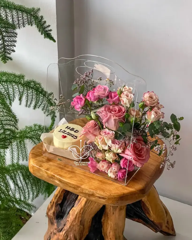 تنسيق بوكس اكريلك فقط بدون هدايا جانبيه ❕️
(بإمكانك تعديل خصائص الهديه المعروضه و أضافة الهدايا الجانبيه ان أردت ✅️ )*  