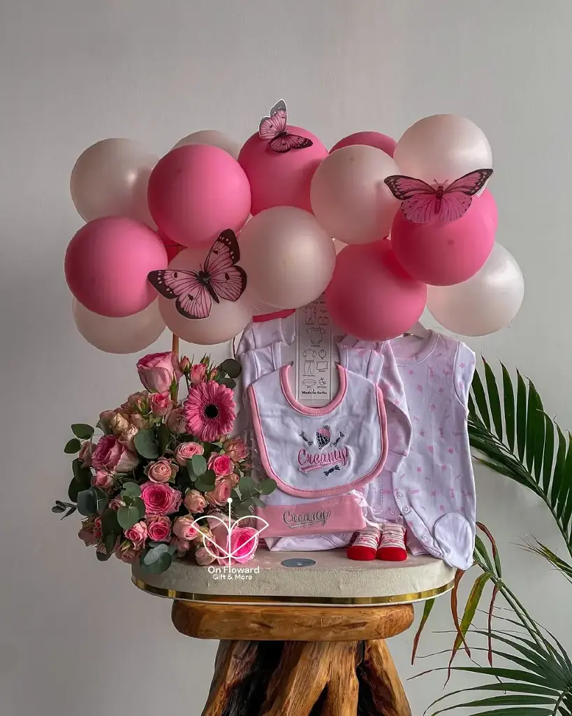 تنسيق استاند فقط بدون هدايا جانبيه ❕️
(بإمكانك تعديل خصائص الهديه المعروضه و أضافة الهدايا الجانبيه ان أردت ✅️ )*