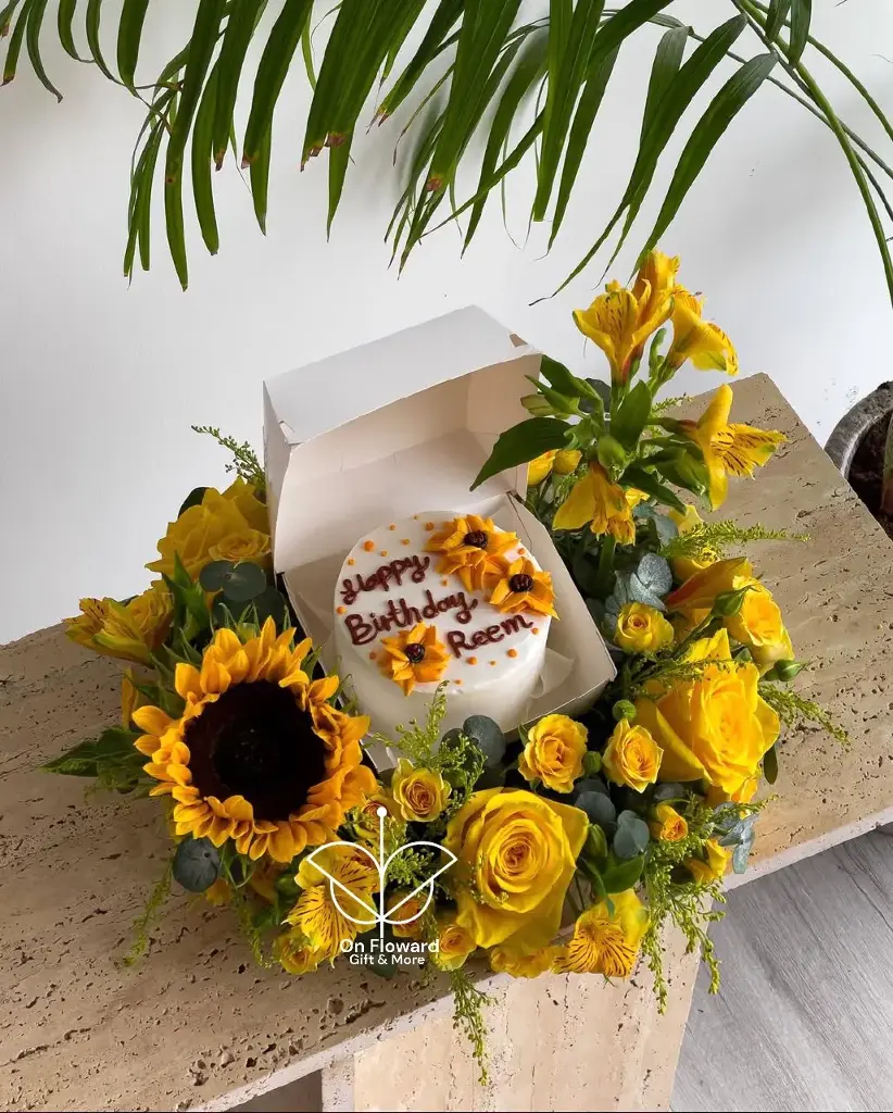 تنسيق استاند لوح خشب دائري فقط بدون هدايا جانبيه ❕️
(بإمكانك تعديل خصائص الهديه المعروضه و أضافة الهدايا الجانبيه ان أردت ✅️ )* 