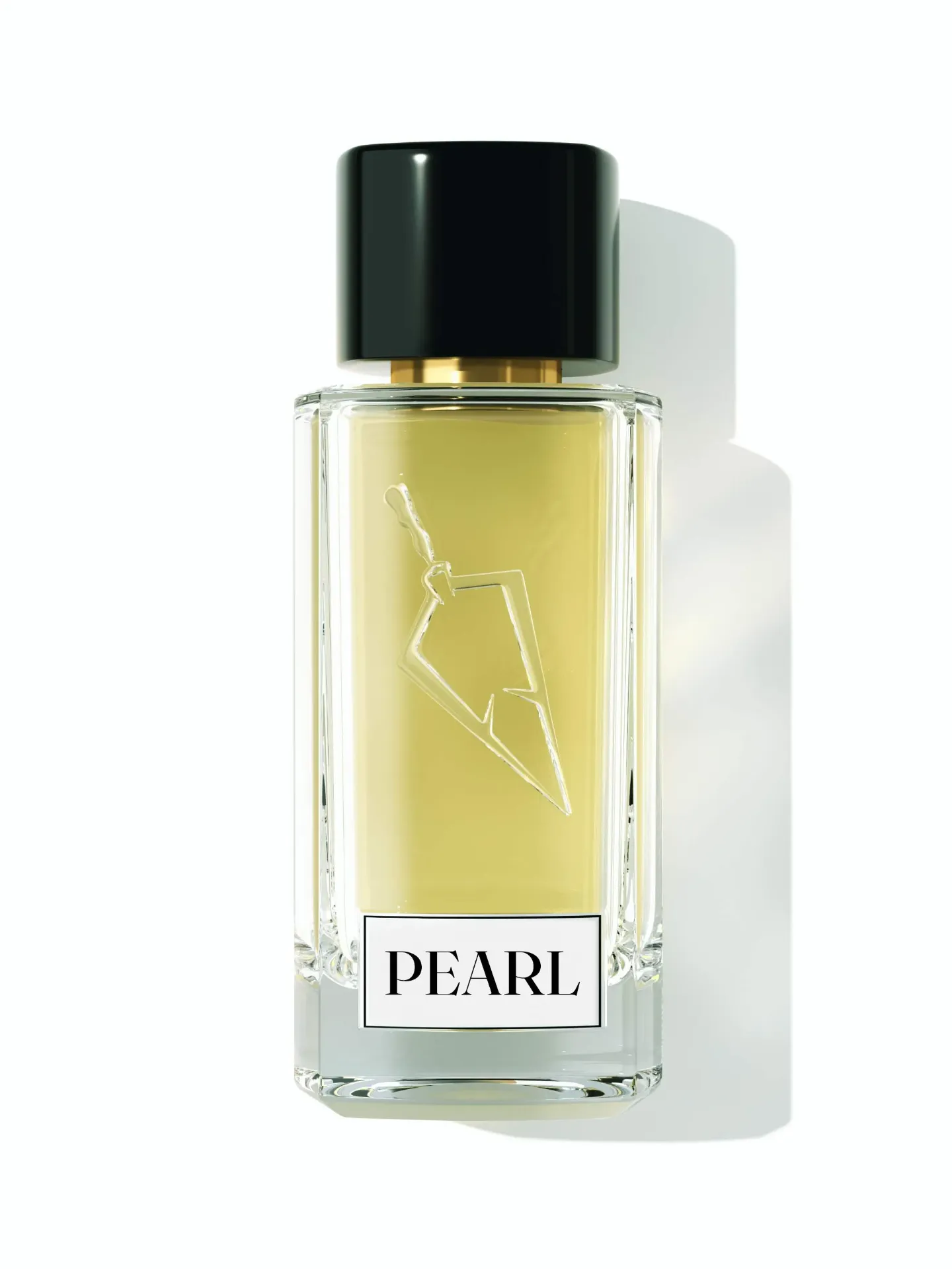 توفير عطر PEARL من فيصل الدايل خلال ساعه أو ربما أقل مناسب جداً لتقديمة كهديه