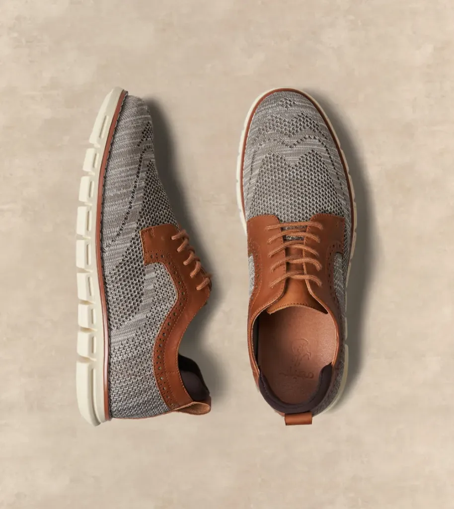 توفير حذاء رسمي كاجوال من مهيار خلال ساعه أو ربما أقل مناسب جداً لتقديمة كهديه (بدون تنسيق)