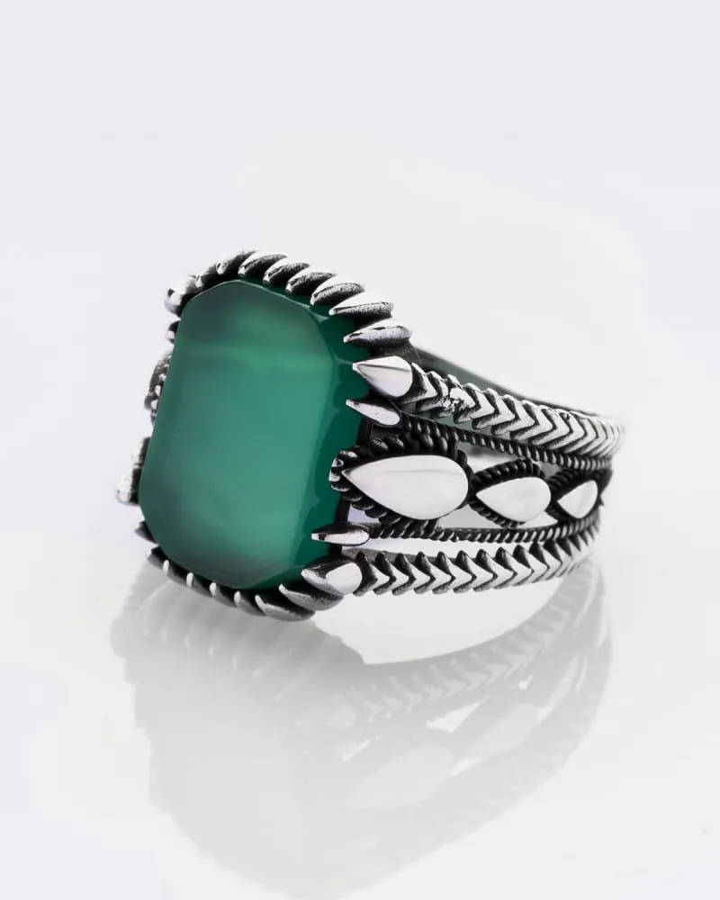 توفير خاتم فضة رجالي مميز بحجر عقيق أخضر من زايروس خلال ساعه أو ربما أقل مناسب جداً لتقديمة كهديه (بدون تنسيق)