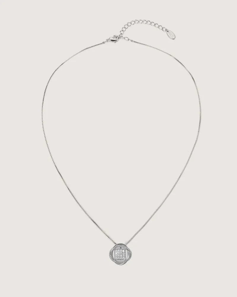 توفير سلسال ينسجم مع أناقتك بلون فضي من زايروس خلال ساعه أو ربما أقل مناسب جداً لتقديمة كهديه (بدون تنسيق)