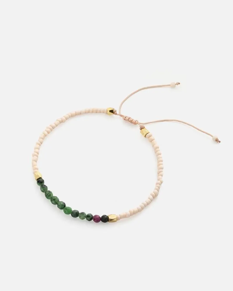 توفير اسوارة نسائية بلون بيج وأخضر من زايروس خلال ساعه أو ربما أقل مناسب جداً لتقديمة كهديه