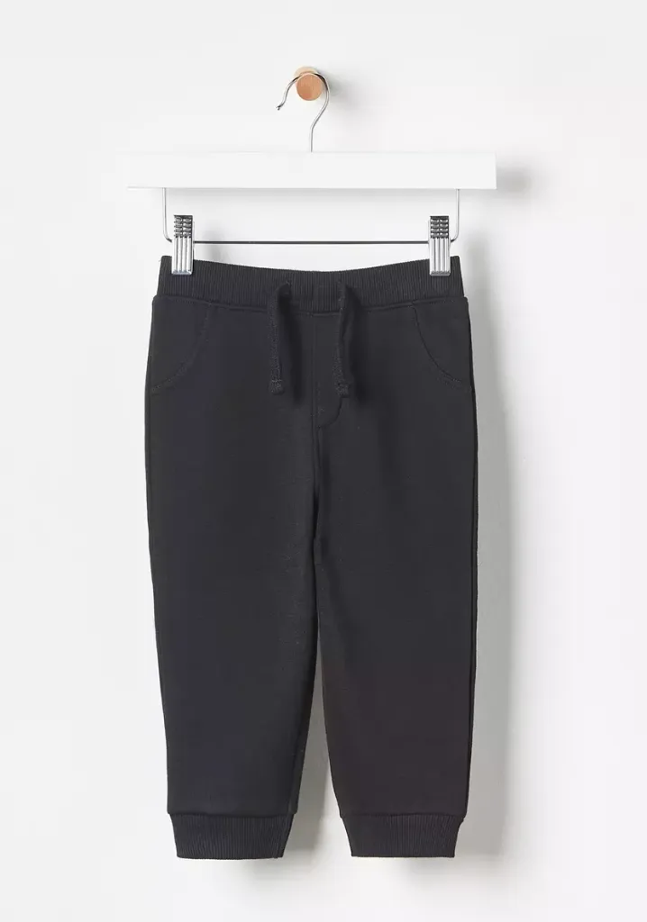 توفير ملابس بنطلون رياضي سادة بقصة عادية ( من ماكس ) خلال ساعه أو ربما أقل مناسب جداً لتقديمة كهديه