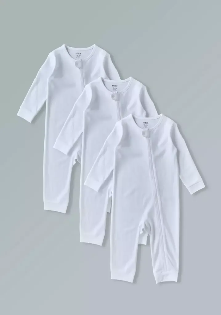 توفير ملابس بدلات نوم سادة بسحاب إغلاق - طقم 3  قطع ( من ماكس ) خلال ساعه أو ربما أقل مناسب جداً لتقديمة كهديه