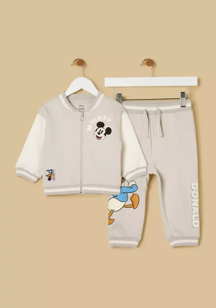 توفير ملابس طقم جاكيت بومبر وبنطلون رياضي بطبعات ميكي ماوس ودونالد دك ( من ماكس ) خلال ساعه أو ربما أقل مناسب جداً لتقديمة كهديه