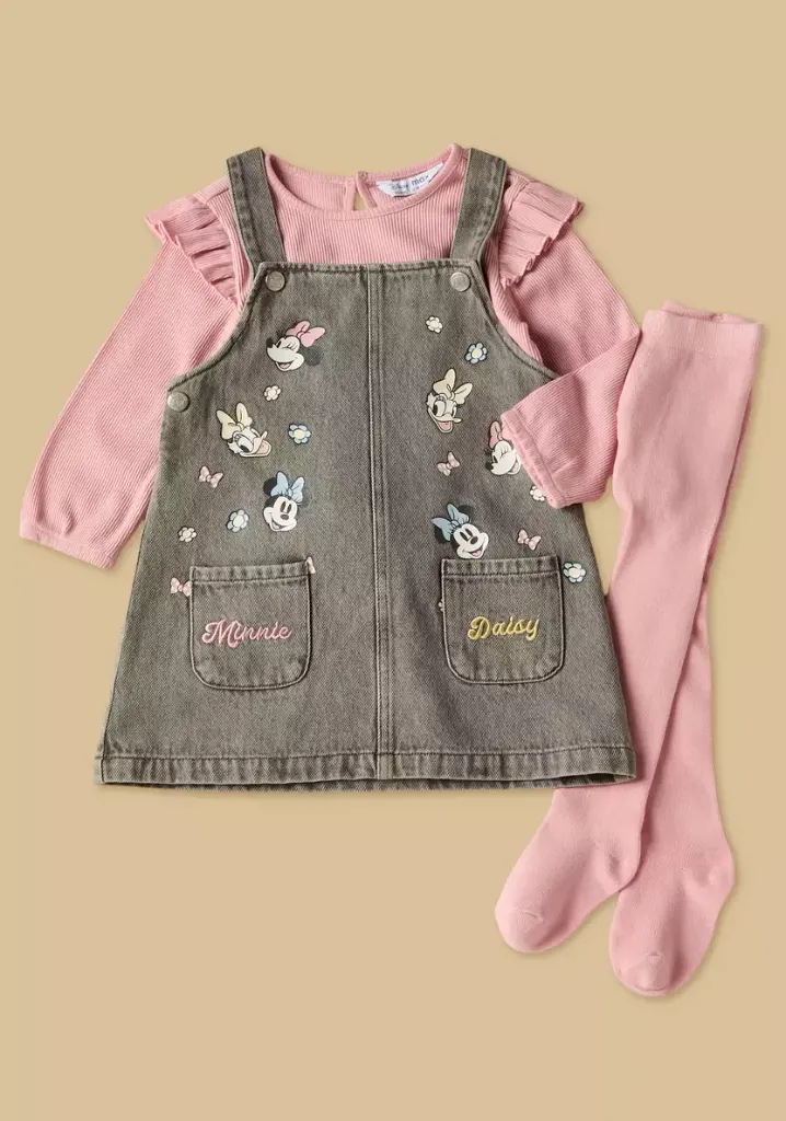 توفير ملابس مريلة دينم بطبعات مع بلوزة قطن وفيزون ( من ماكس ) خلال ساعه أو ربما أقل مناسب جداً لتقديمة كهديه