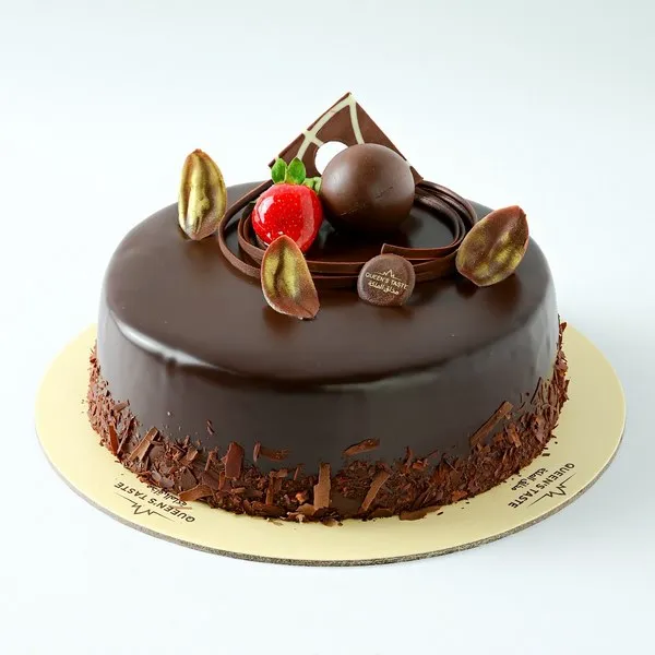 توفير كيكة جلاكسي وسط ( من مذاق الملكة ) خلال ساعه أو ربما أقل مناسب جداً لتقديمة كهديه