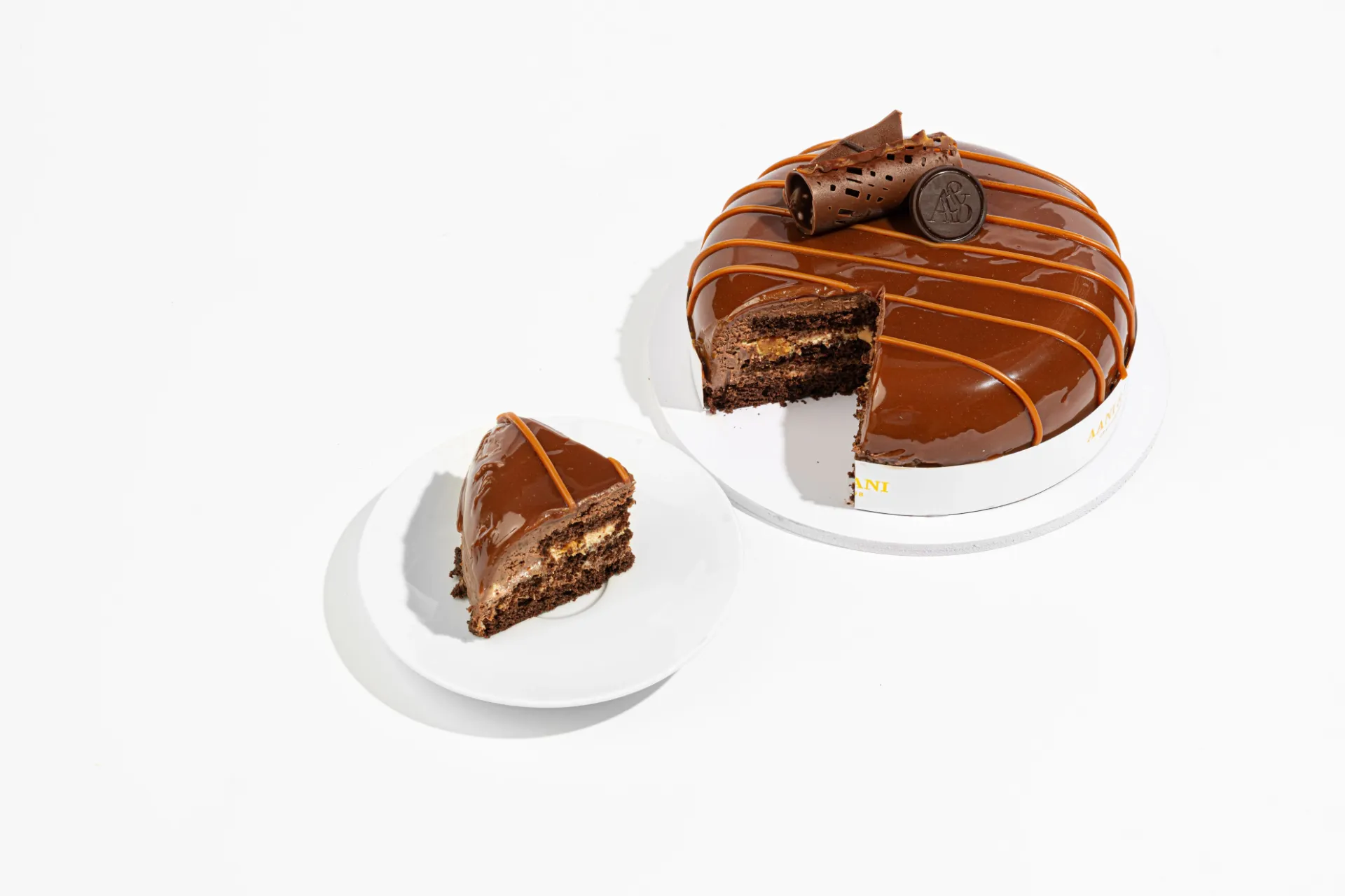 توفير كيك مارس ( من أني وداني ) خلال ساعه أو ربما أقل مناسب جداً لتقديمة كهديه