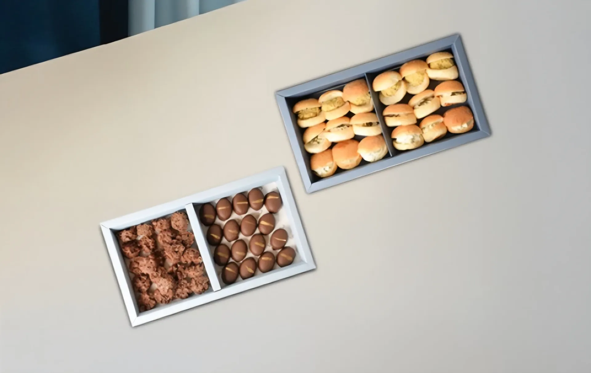 خدمة توفير باكج حالي و مالح صغير معجنات ( من تاوة ) خلال ساعه أو ربما أقل مناسب جداً لتقديمة كهديه